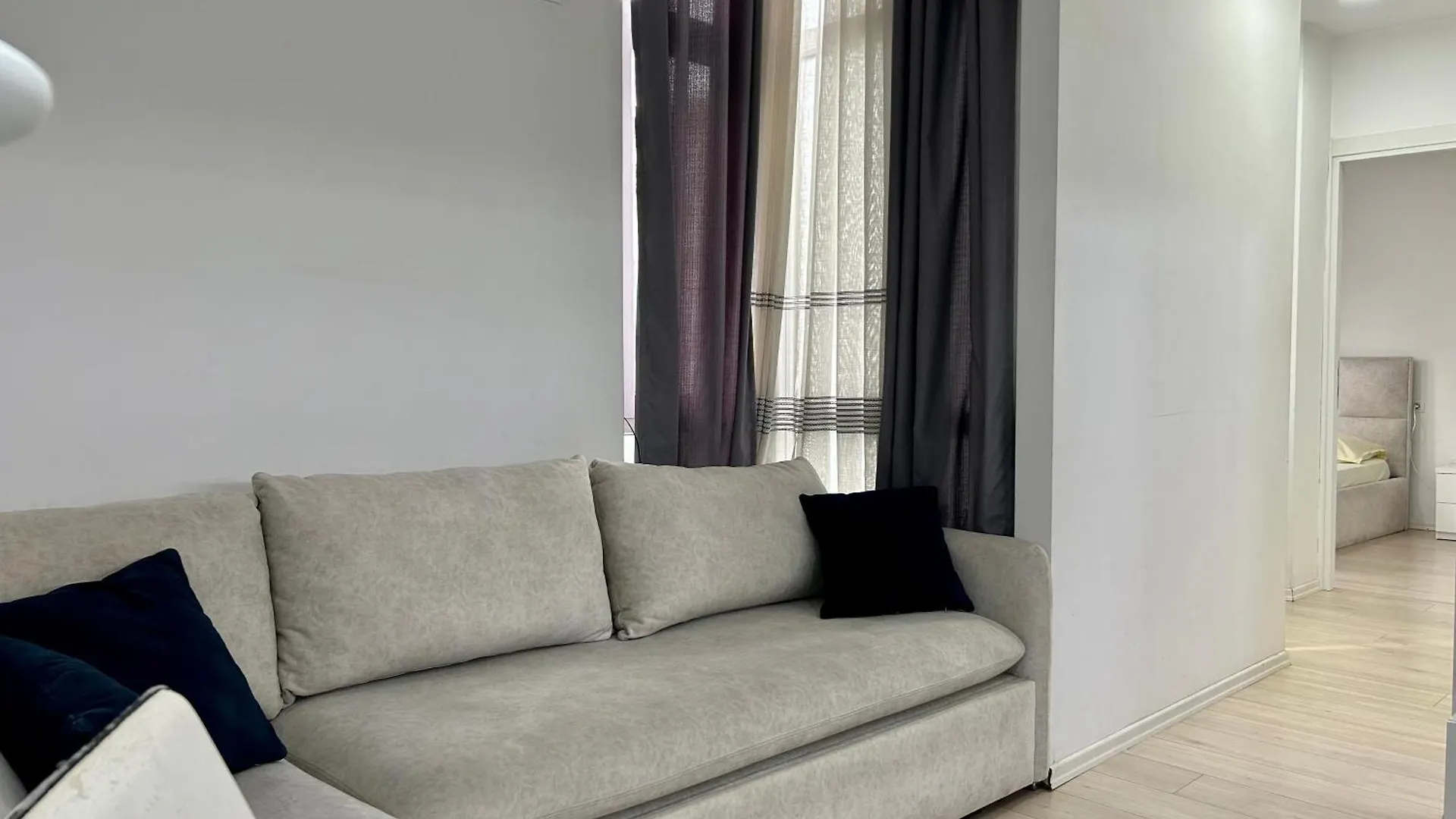A&X Lovely And Central Apartment - 24H Self Check-In Tirana